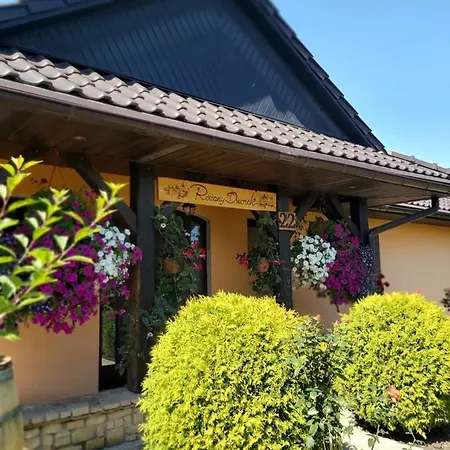 Rozany Dworek Homestay