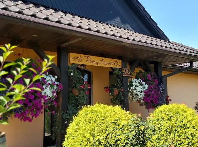 Rozany Dworek Homestay