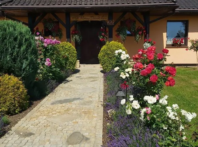 Homestay Rozany Dworek